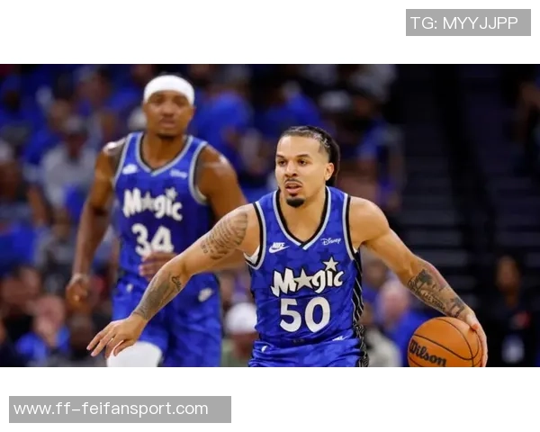 科尔安东尼盛赞字母特纳为顶尖前场球员掩护体验如同神仙般完美 科尔安东尼盛赞字母特纳为顶尖前场球员掩护体验如同神仙般完美