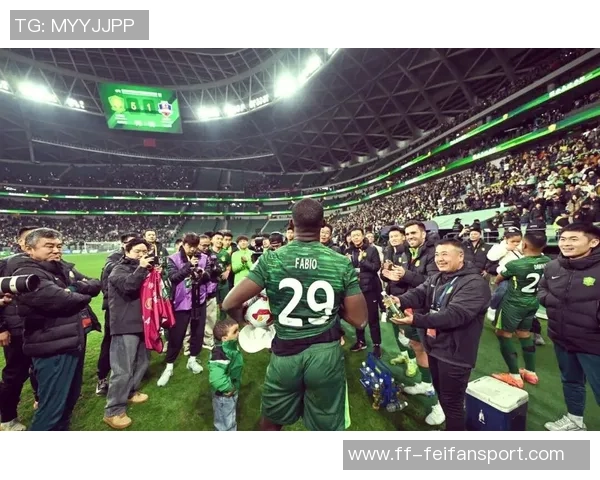 法比奥在第87分钟完成大四喜助国安5-1领先梅州展现超强状态 法比奥在第87分钟完成大四喜助国安5-1领先梅州展现超强状态