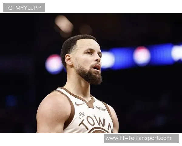 科尔透露库里每日坚持一小时拉伸与力量训练保持最佳状态