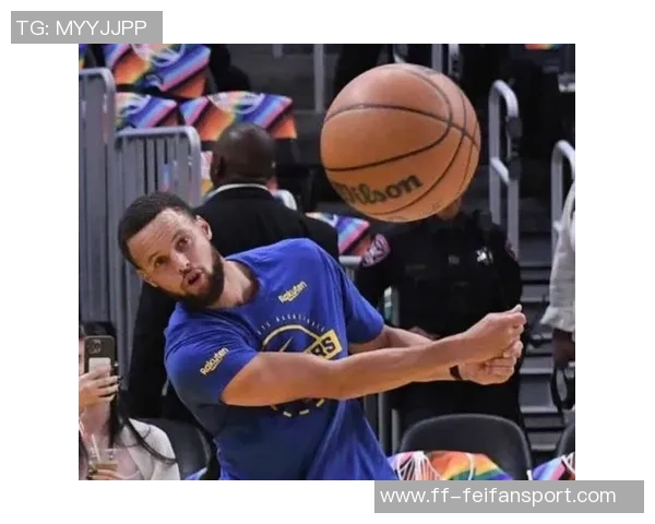 库里六犯被罚离场勇士最后一攻寄希望于巴特勒的表现 库里六犯被罚离场勇士最后一攻寄希望于巴特勒的表现